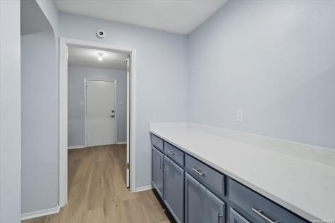 6838 Park Haven San Antonio TX 78244