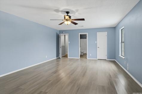 6838 Park Haven San Antonio TX 78244