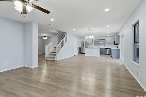 6838 Park Haven San Antonio TX 78244