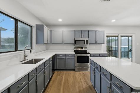6838 Park Haven San Antonio TX 78244