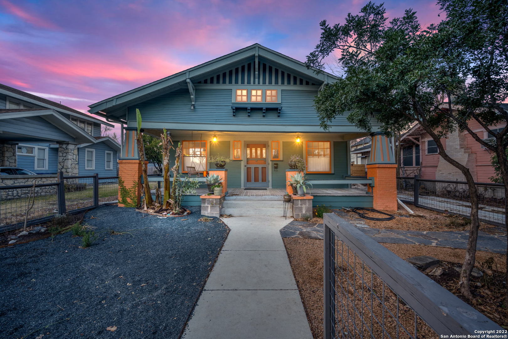 1017 W Craig Place San Antonio TX 78201