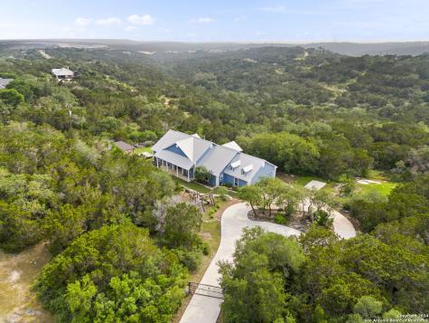130 County Road 2740 Mico TX 78056