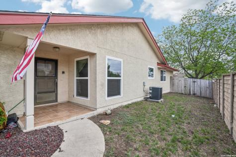 5800 Royal Club San Antonio TX 78239