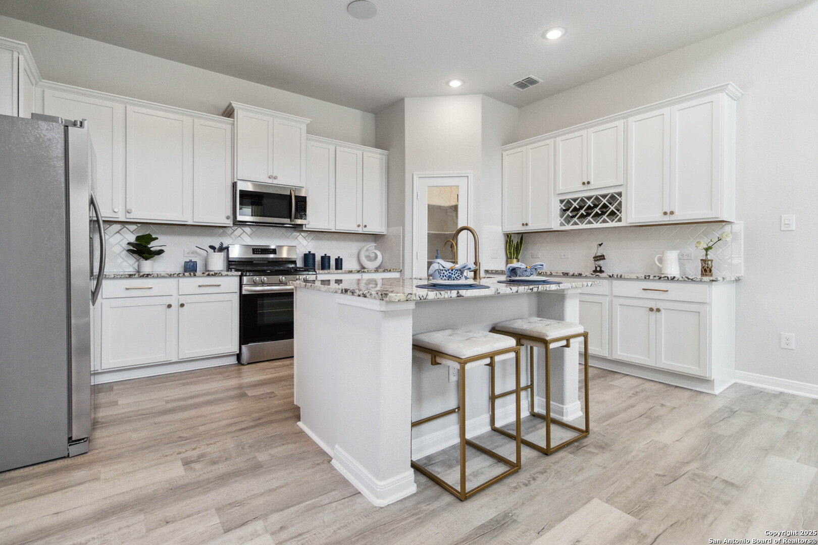 8526 Red Hawk Loop San Antonio TX 78222