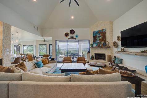334 Arthur Spring Branch TX 78070