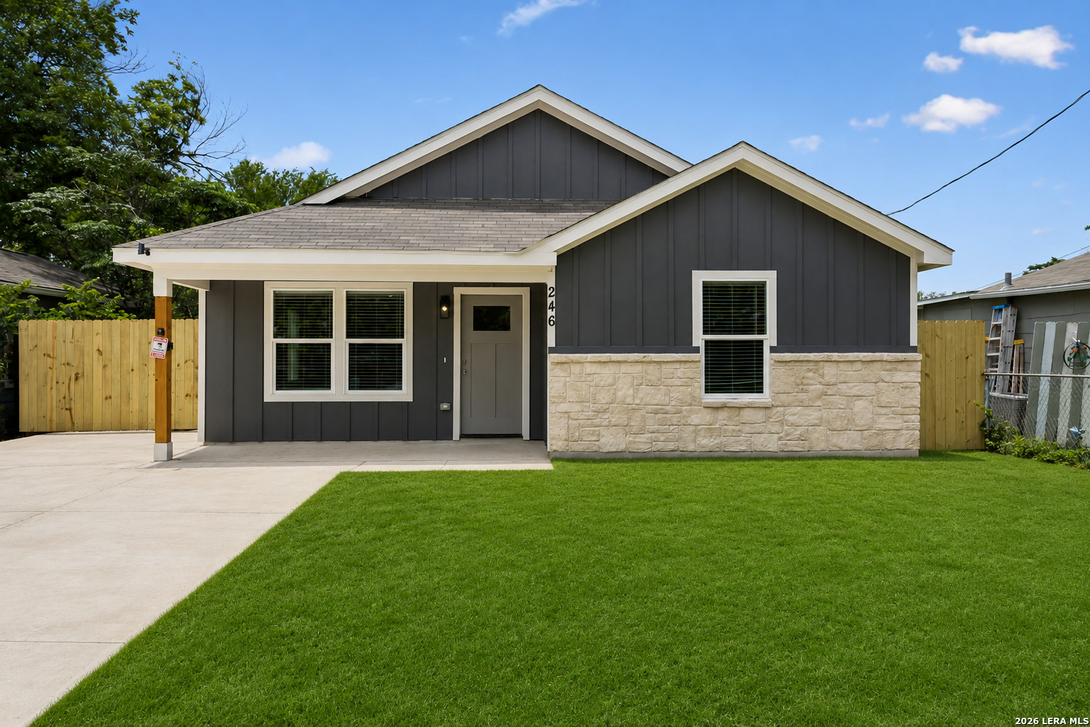 2427 Hicks Avenue San Antonio TX 78210