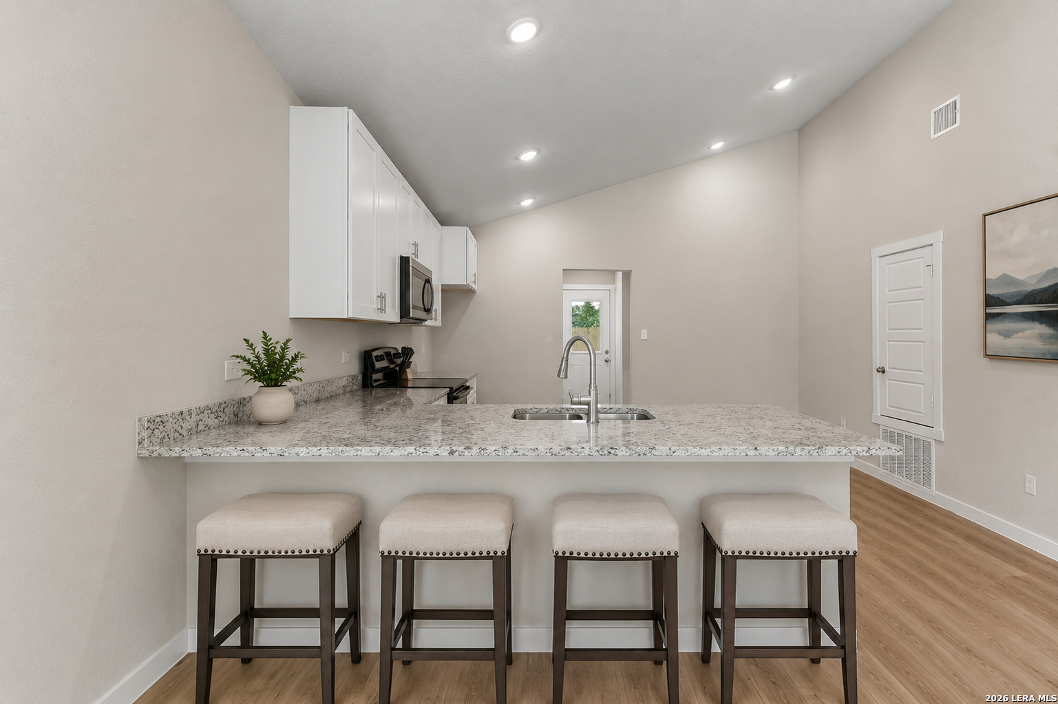 2427 Hicks Avenue San Antonio TX 78210