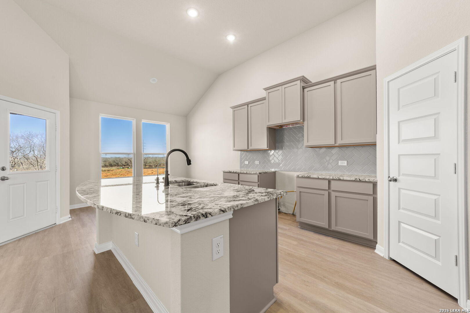 1603 Vista View Drive Pleasanton TX 78064