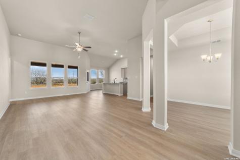 1603 Vista View Drive Pleasanton TX 78064