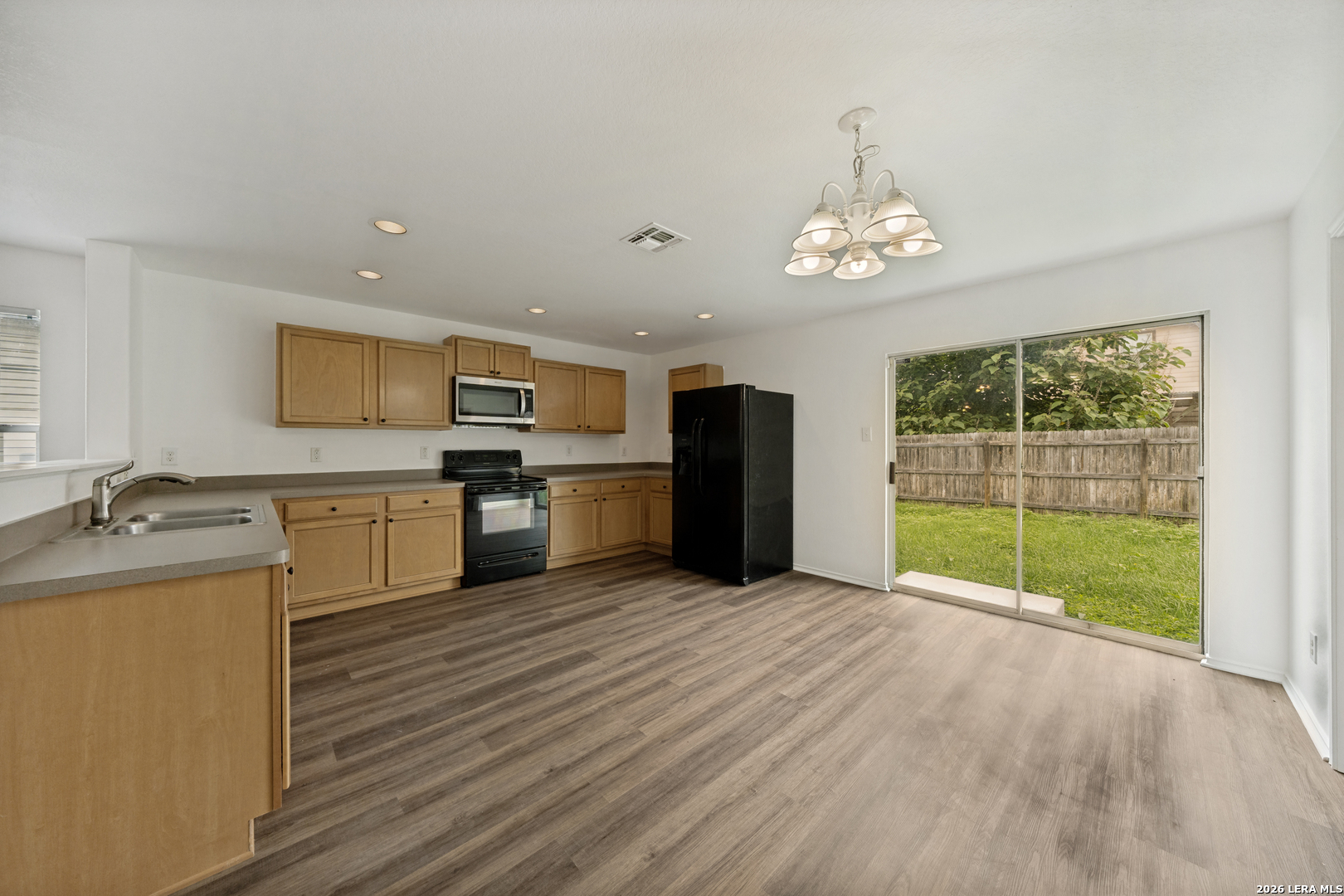 4447 Wrangler Run San Antonio TX 78223