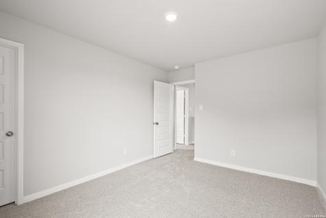 8550 Catnip Pass Elmendorf TX 78112