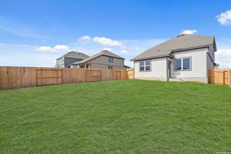 8550 Catnip Pass Elmendorf TX 78112
