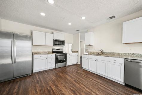 2407 Canyon Rim San Antonio TX 78232