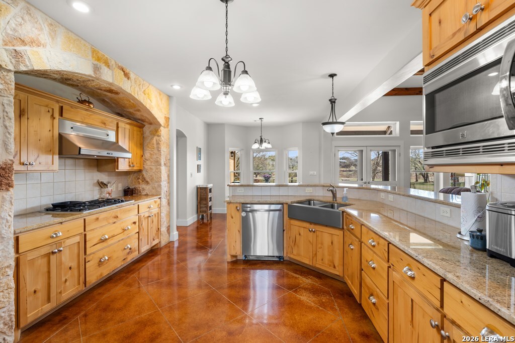 221 Cypress Estates Ingram TX 78025