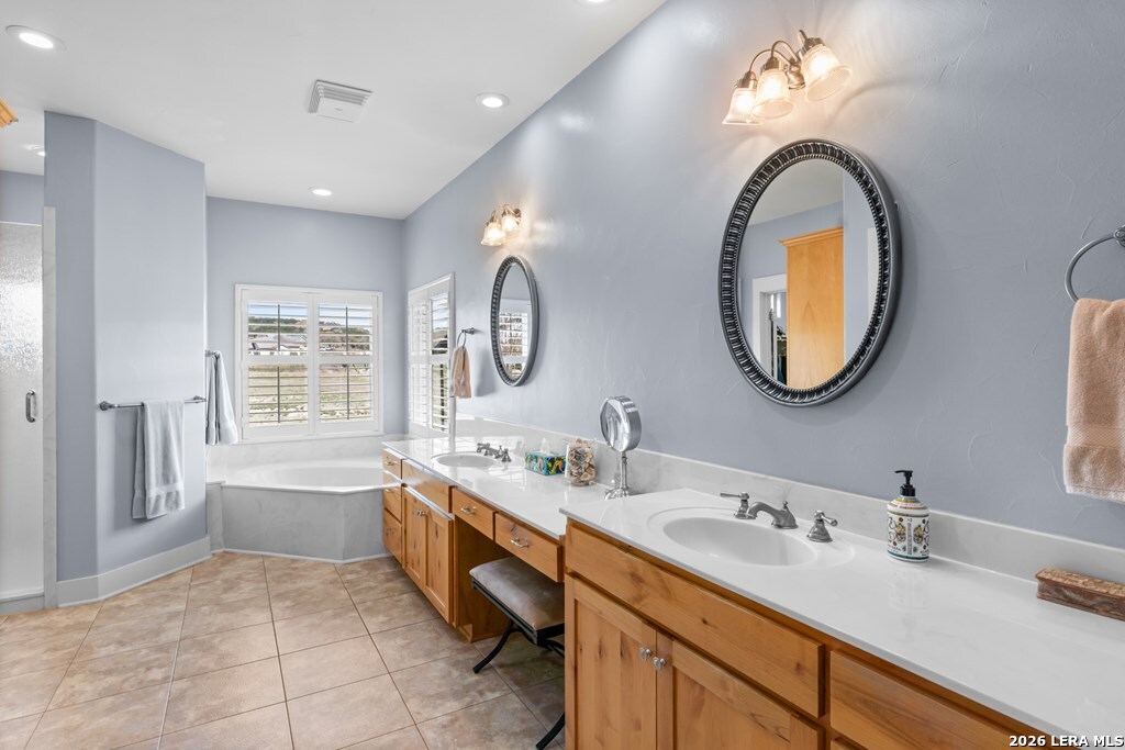 221 Cypress Estates Ingram TX 78025