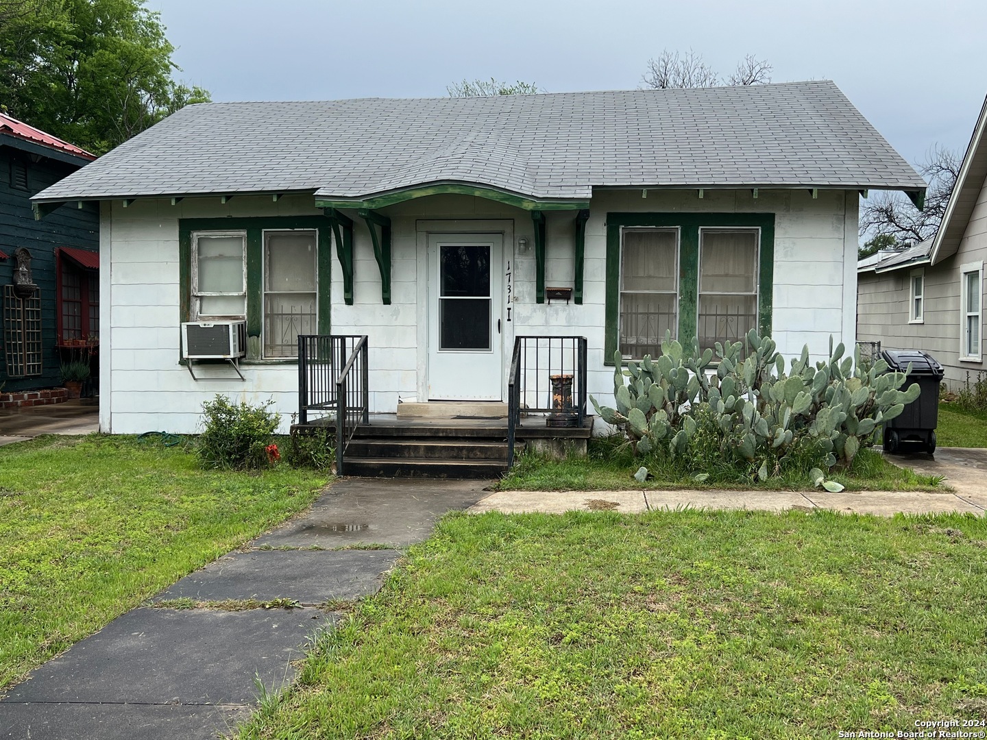 1731 W Kings Highway San Antonio TX 78201