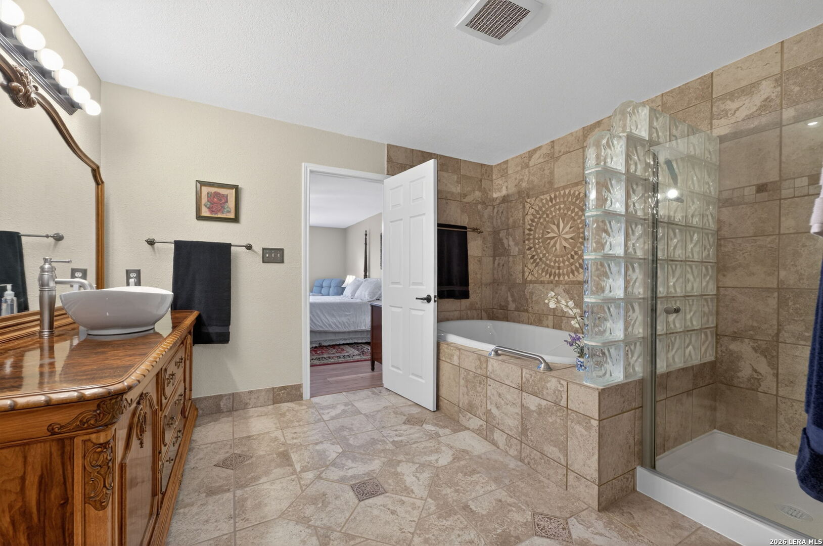 129 Hidden Mesa Cibolo TX 78108