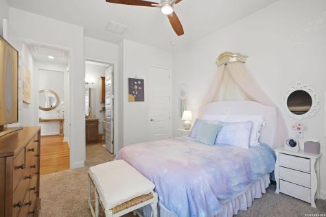 3722 Las Casitas San Antonio TX 78261