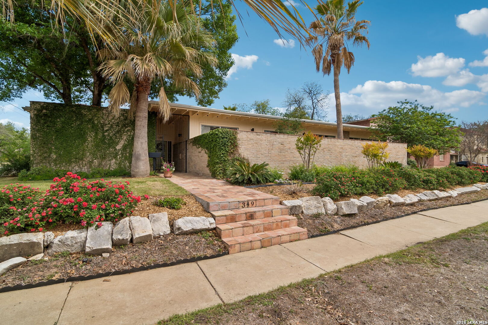 349 Mary Louise San Antonio TX 78201