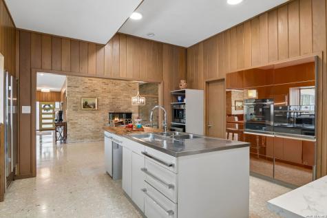 349 Mary Louise San Antonio TX 78201