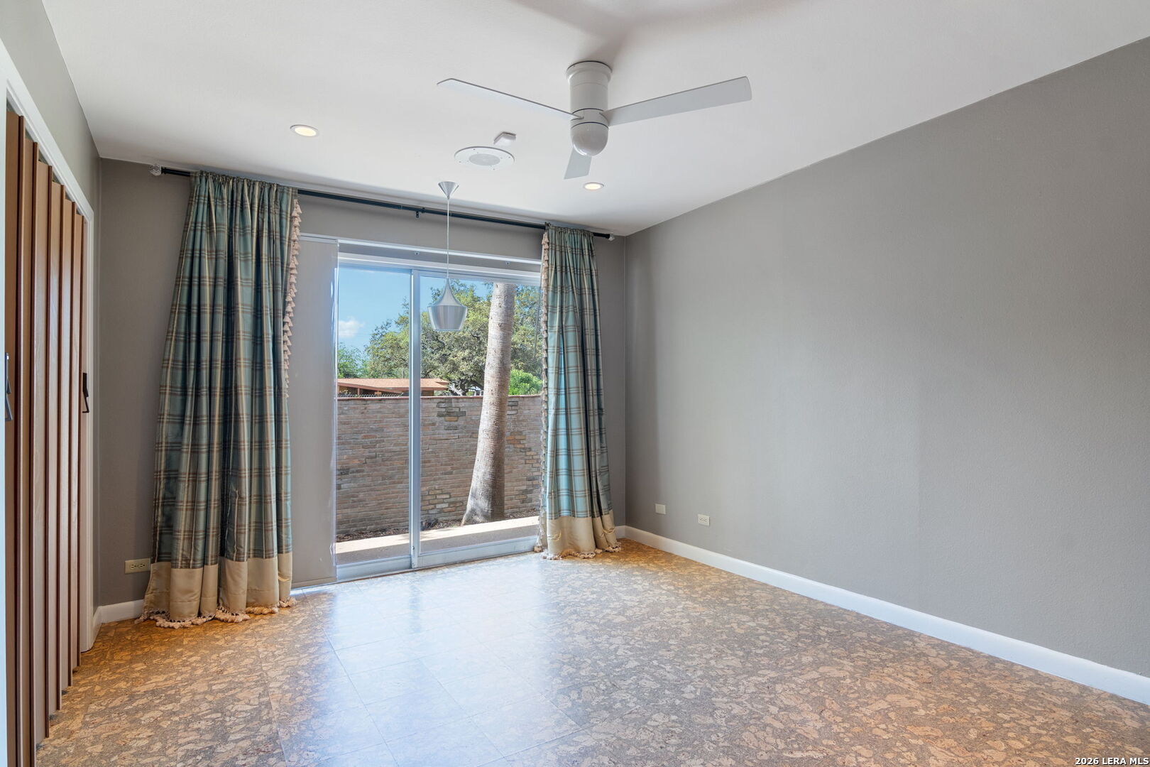 349 Mary Louise San Antonio TX 78201