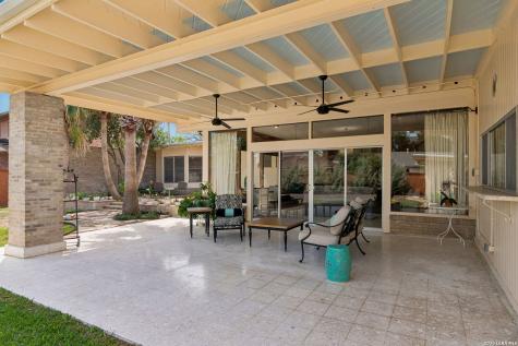 349 Mary Louise San Antonio TX 78201