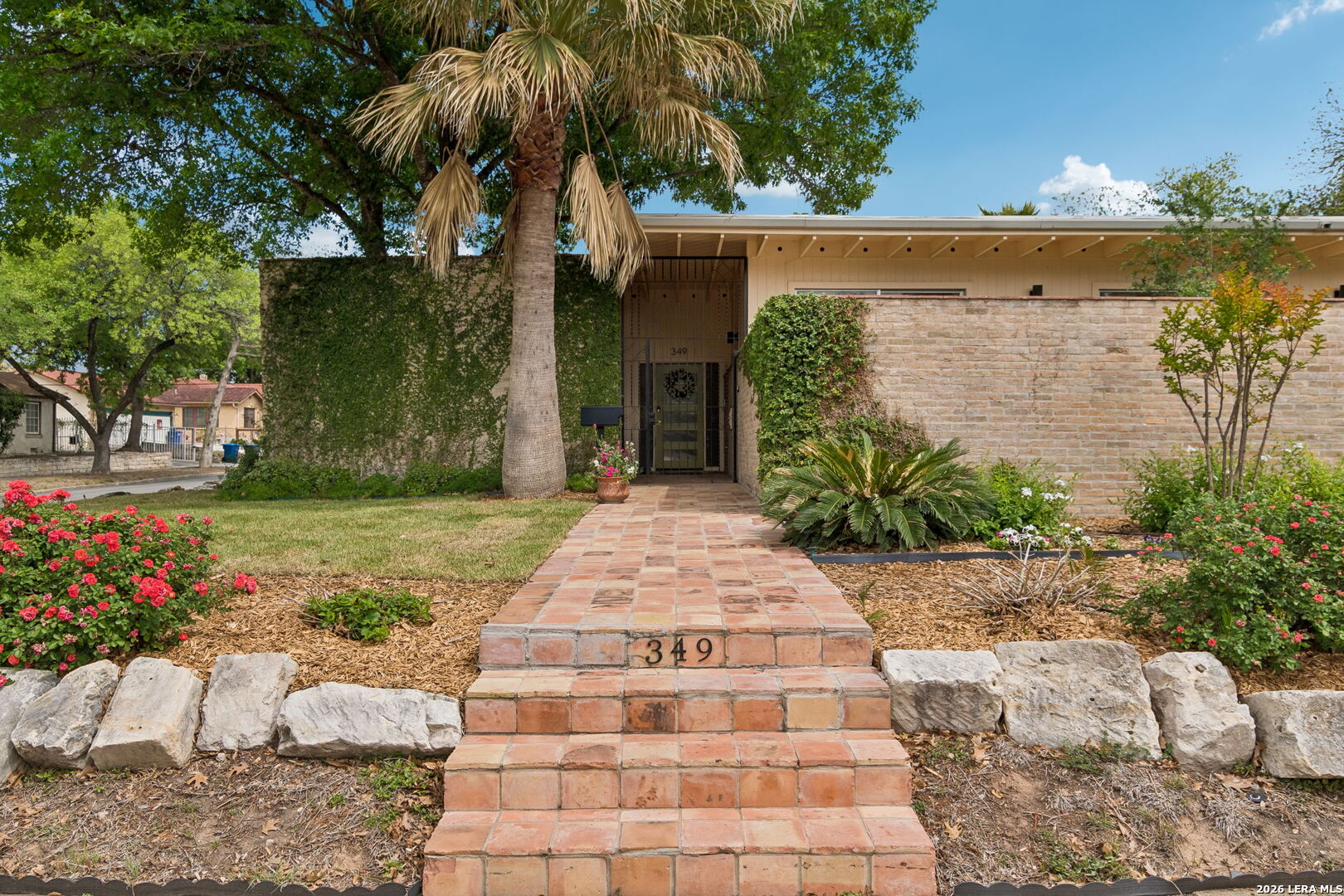 349 Mary Louise San Antonio TX 78201