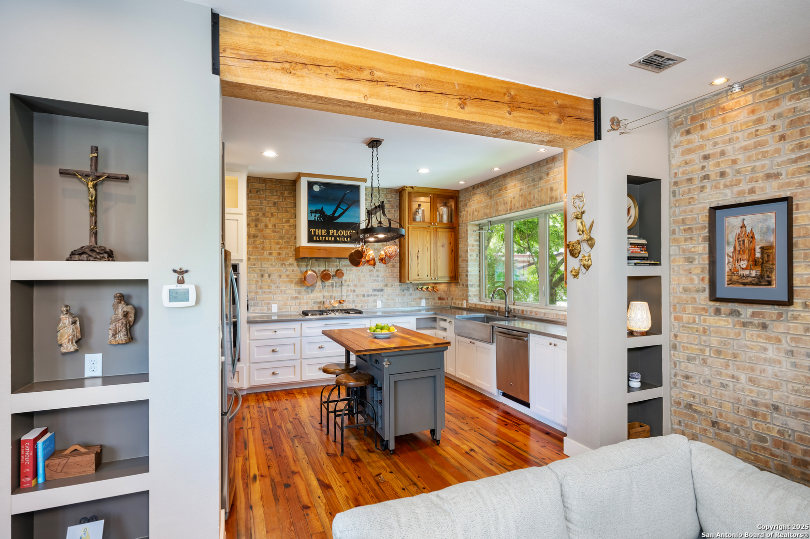 111 James Boerne TX 78006