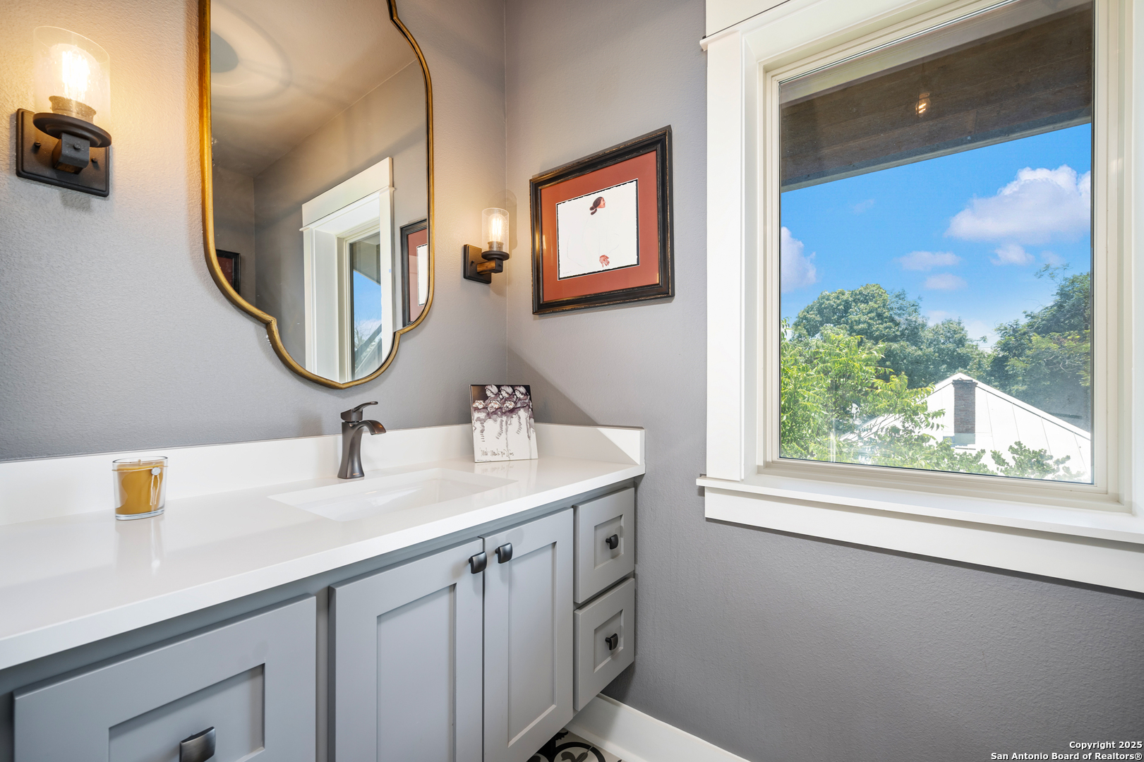 111 James Boerne TX 78006