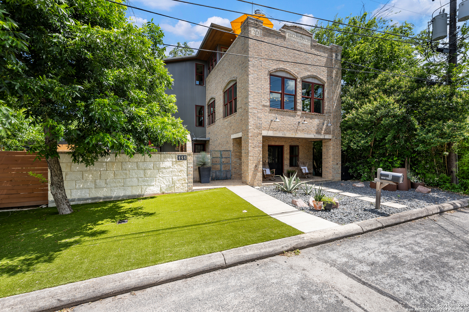 111 James Boerne TX 78006