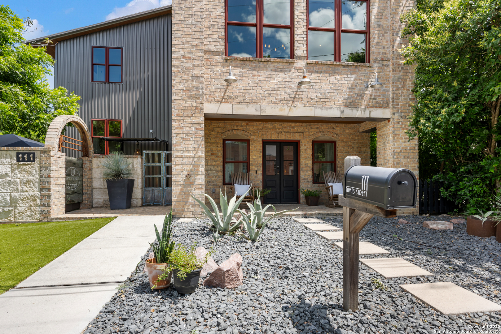 111 James Boerne TX 78006