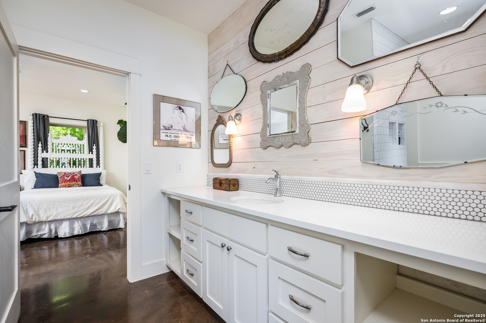 111 James Boerne TX 78006