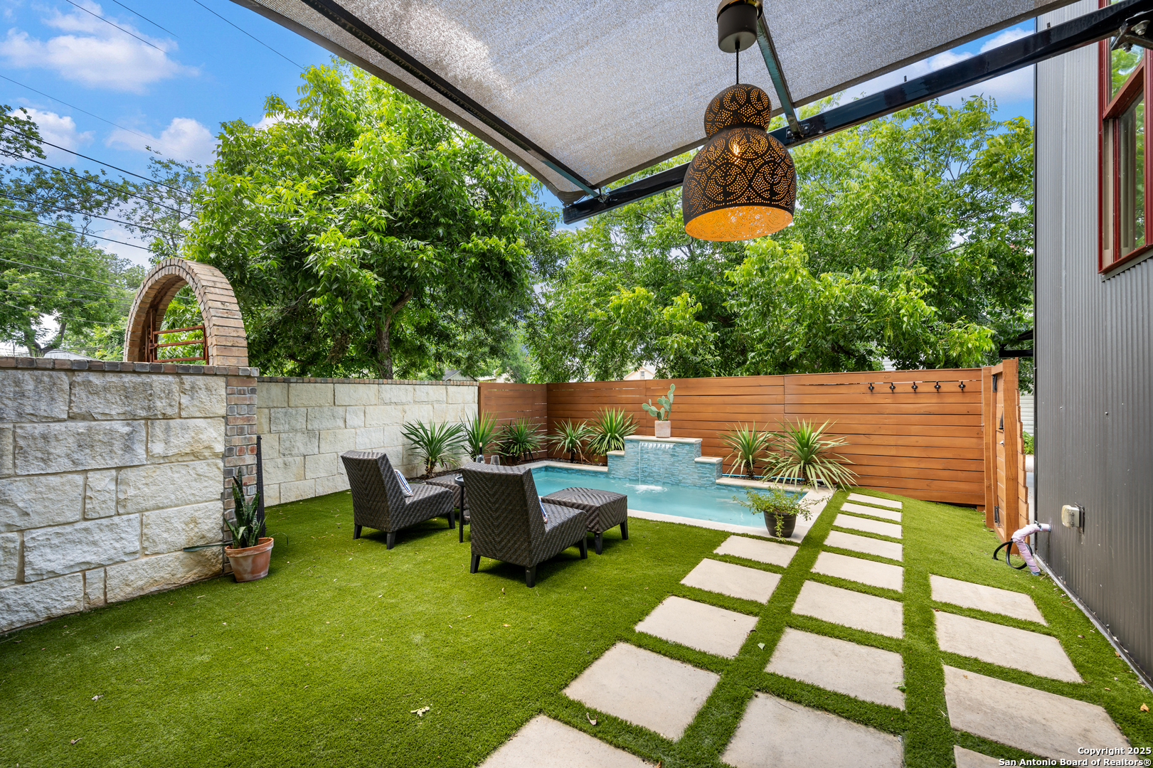 111 James Boerne TX 78006