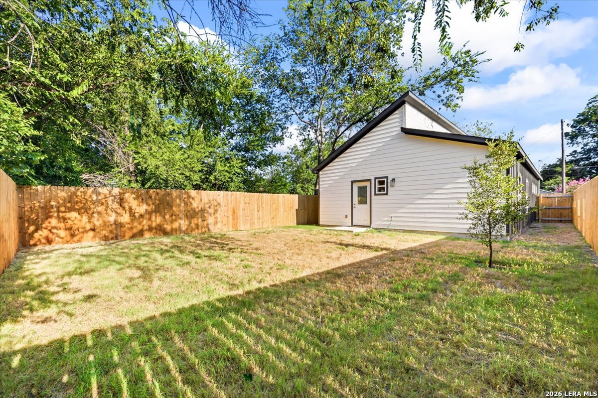 107 Calles Street San Antonio TX 78207