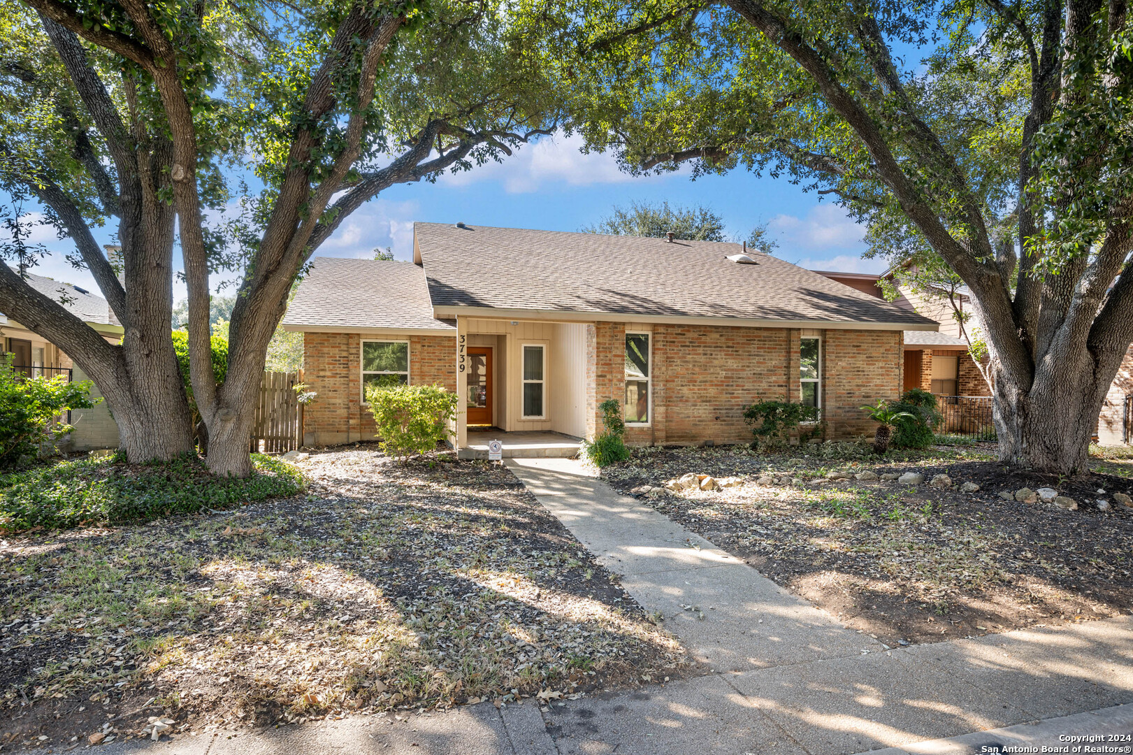 3739 Hunters Circle San Antonio TX 78230