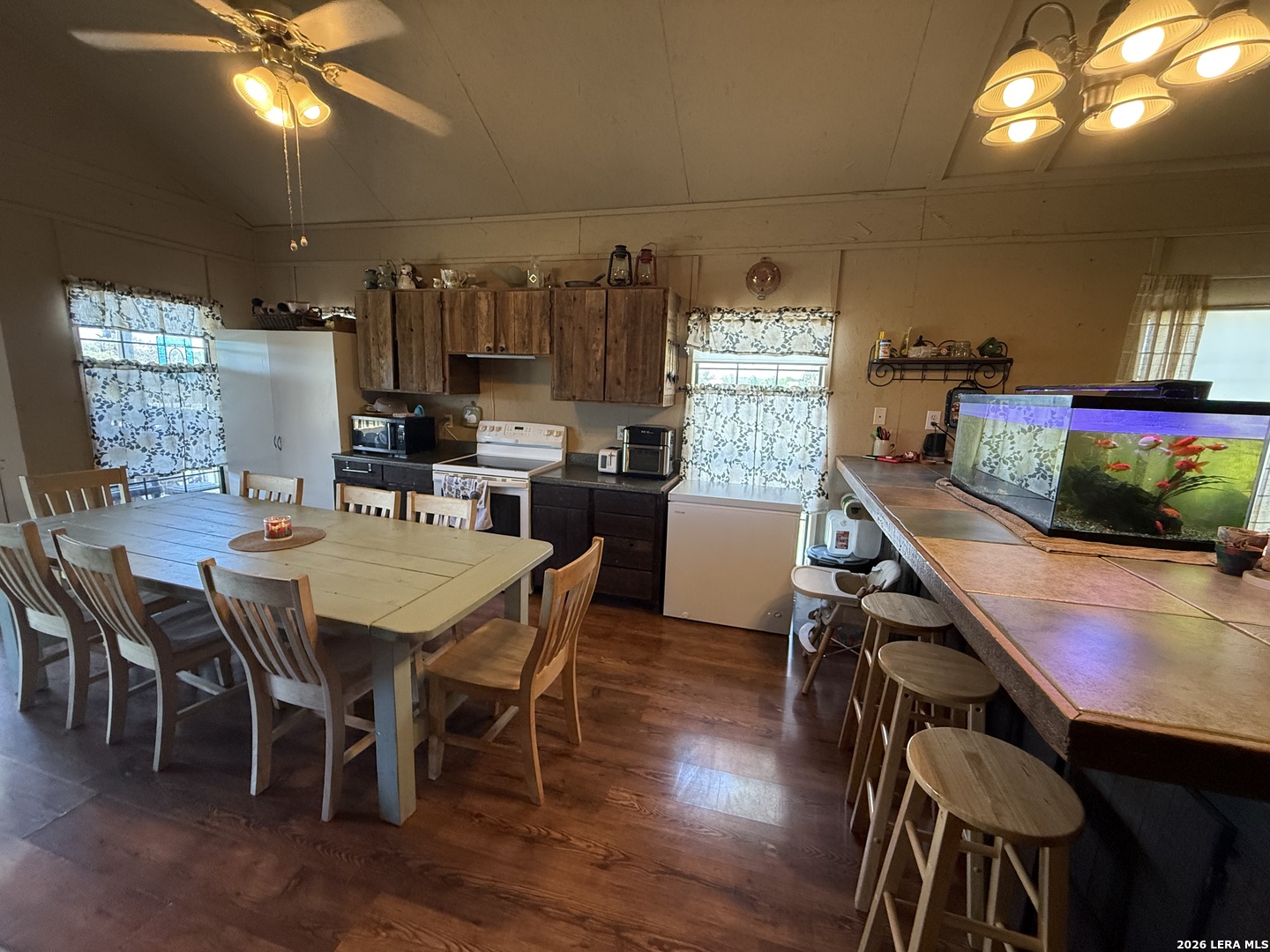153 Park Bandera TX 78003