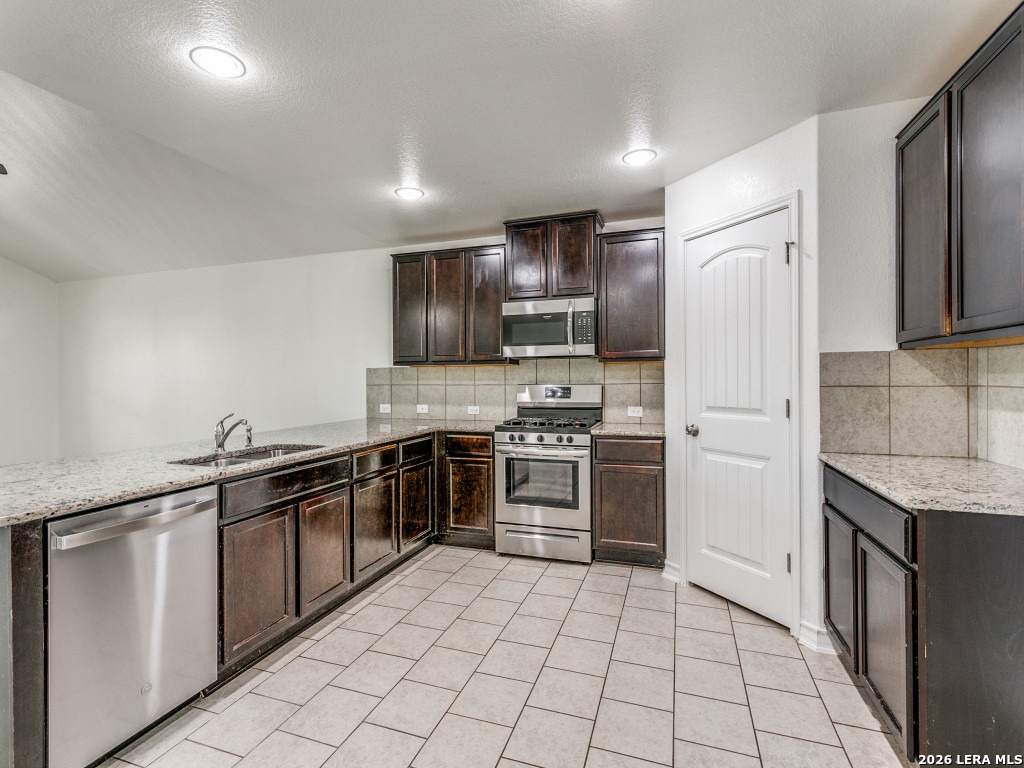 9122 Mustang Pass San Antonio TX 78254