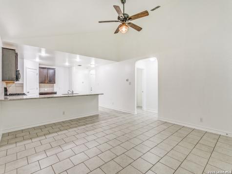 9122 Mustang Pass San Antonio TX 78254