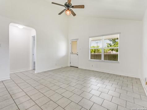 9122 Mustang Pass San Antonio TX 78254