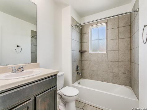 9122 Mustang Pass San Antonio TX 78254