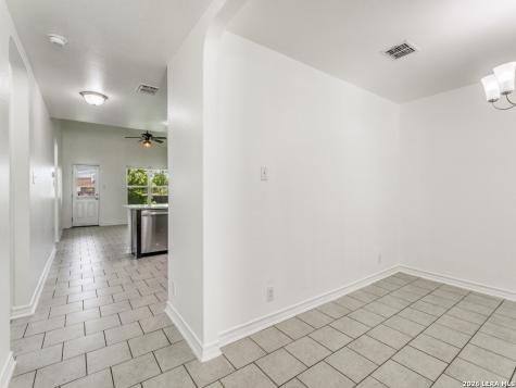 9122 Mustang Pass San Antonio TX 78254