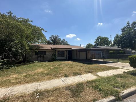 5006 Village Way San Antonio TX 78218