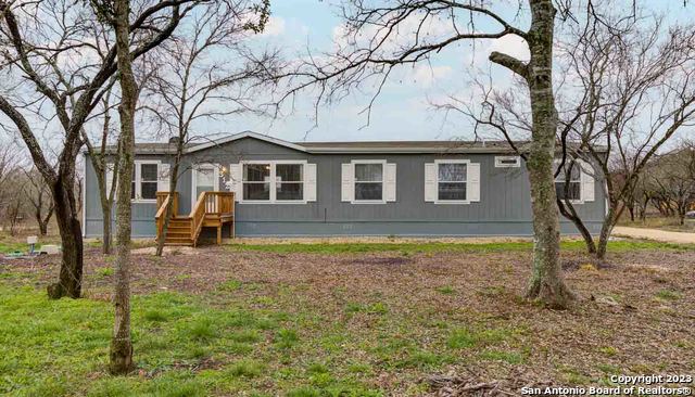 312 County Road 4631 Hondo TX 78861