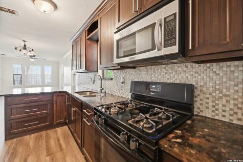 425 Sandmeyer Street San Antonio TX 78208