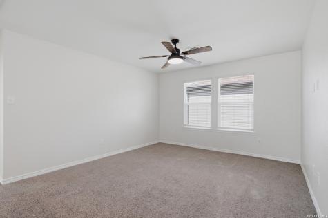 6002 Foster Bend San Antonio TX 78244