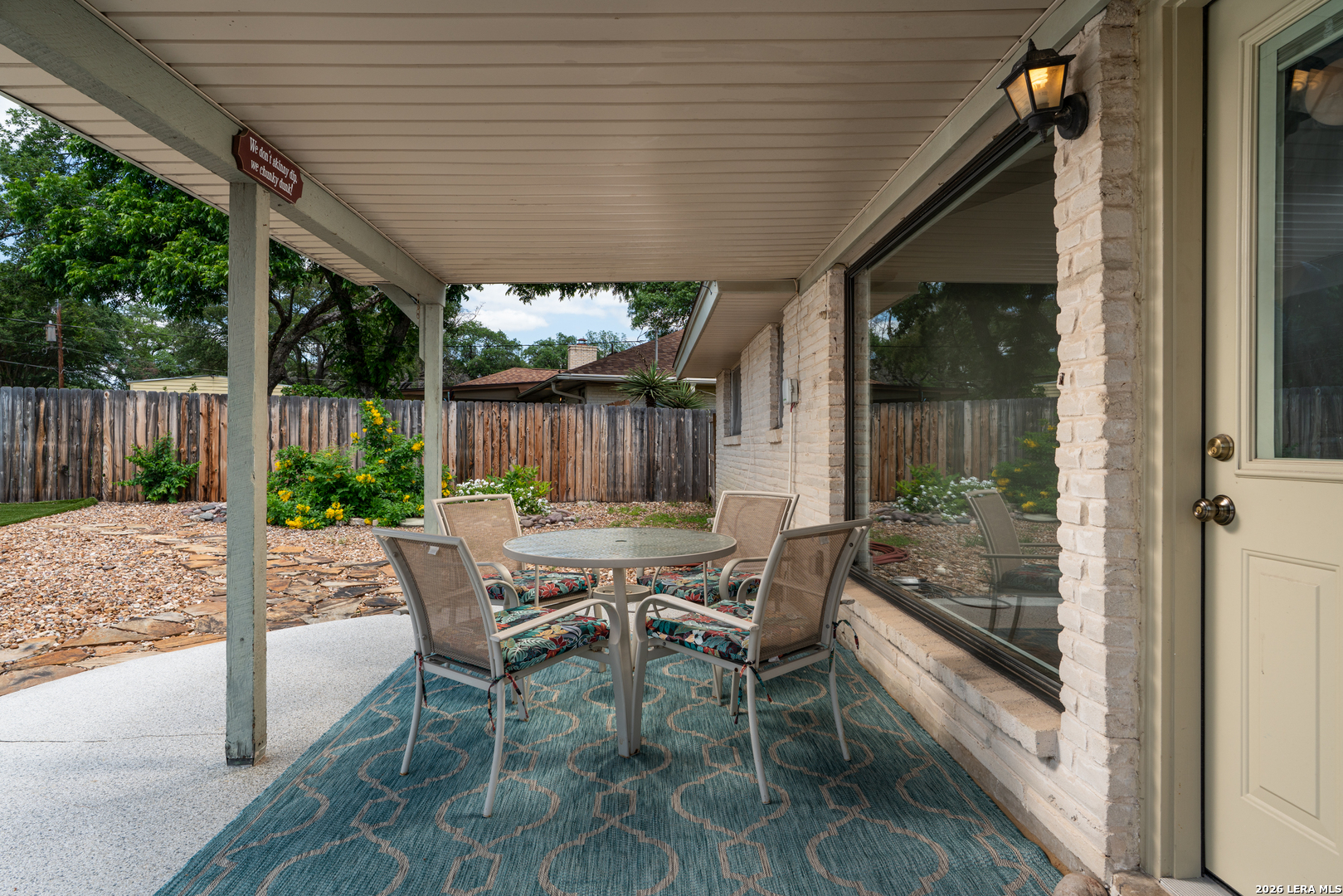 609 Moorside Windcrest TX 78239