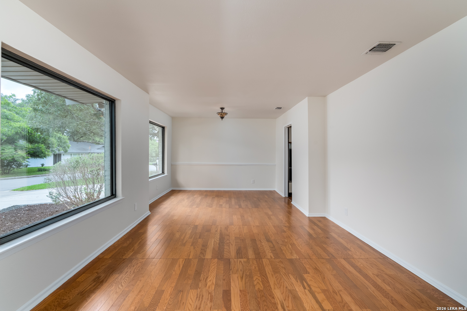 609 Moorside Windcrest TX 78239