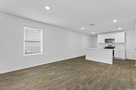 5862 Cosmic Crisp San Antonio TX 78252