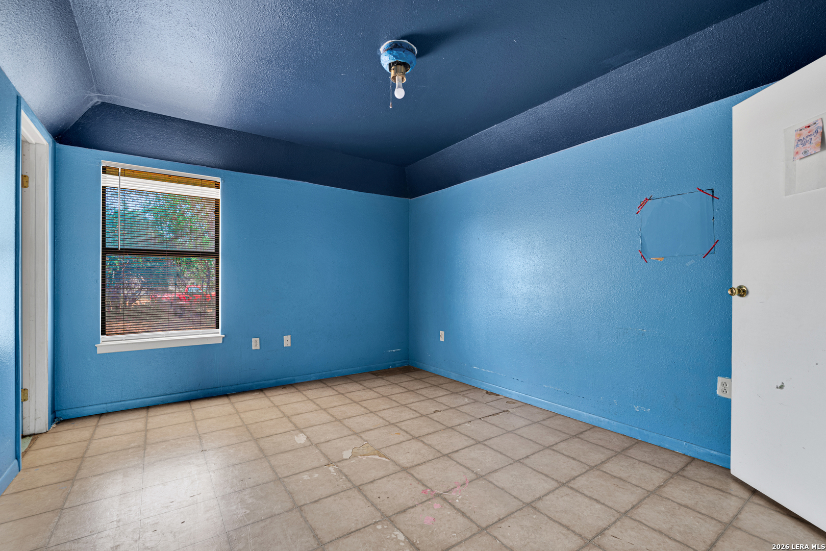 2826 Trails W Pearsall TX 78061