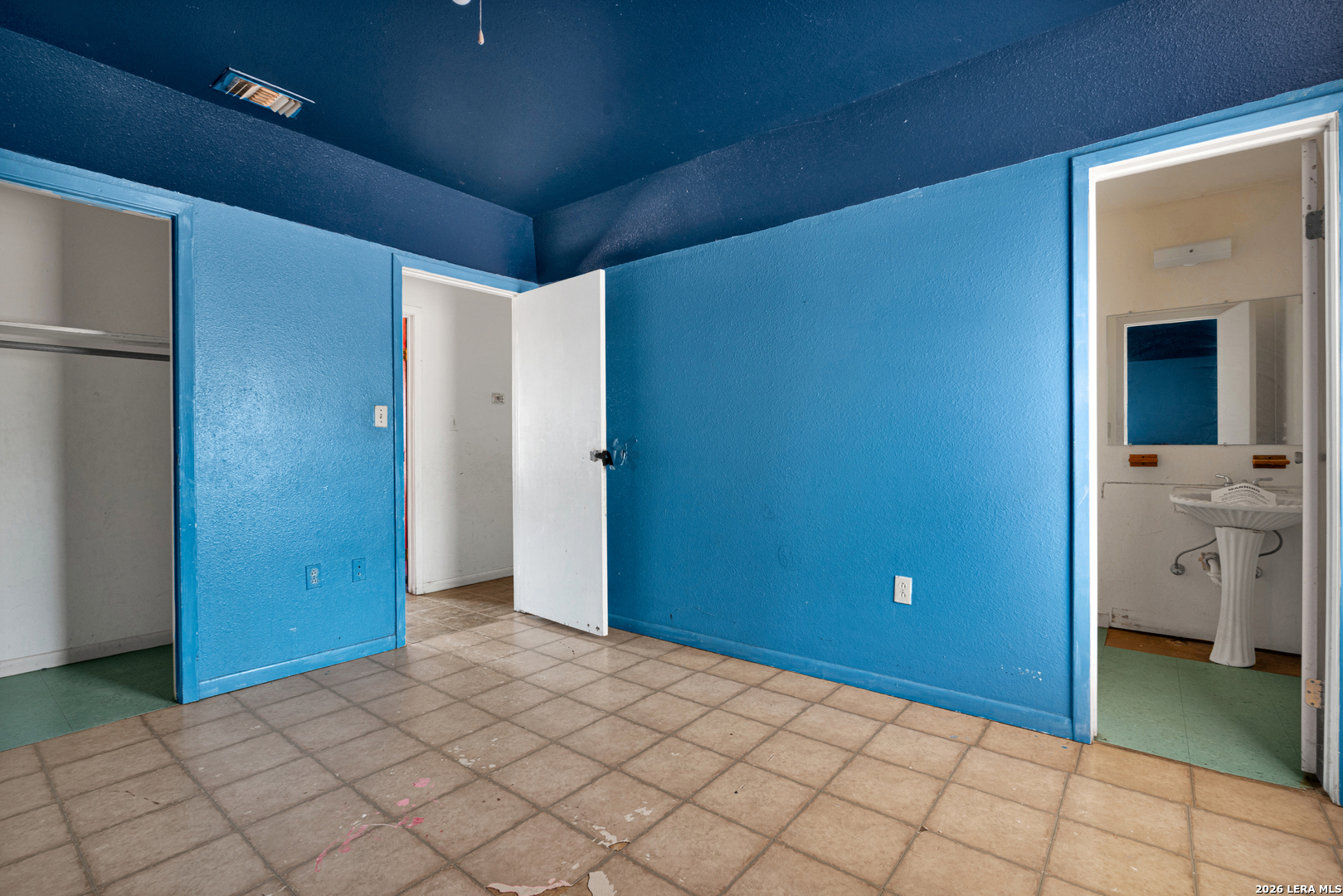 2826 Trails W Pearsall TX 78061